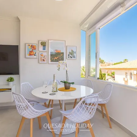 Beautiful La Mata Modern Торевьиа